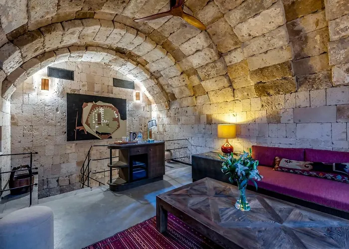 Carus Cappadocia Hotell 3*